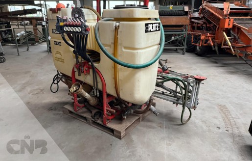 Foto van Gedragen veldspuit-Platz